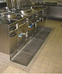 Hygienische Fugenabdichtung in einer Großküche durch Max Sommerauer GmbH